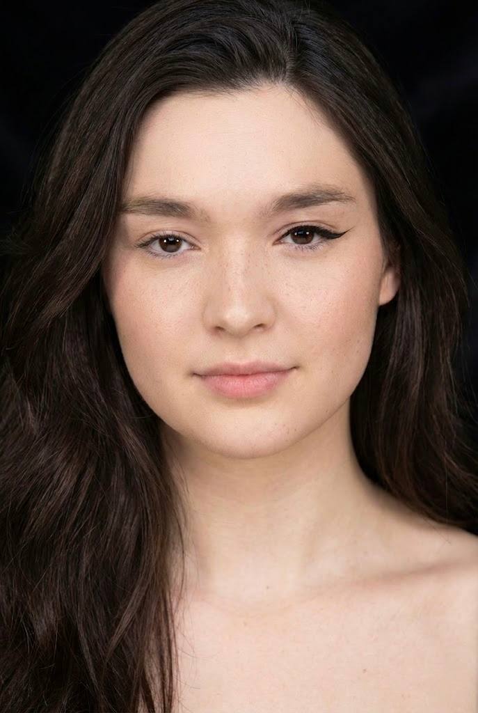 [Image of Eyeliner Effect]